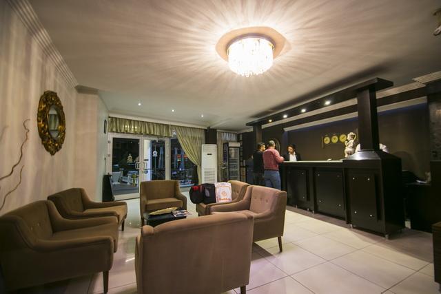 Cevik Palace Otel Antalya Buitenkant foto